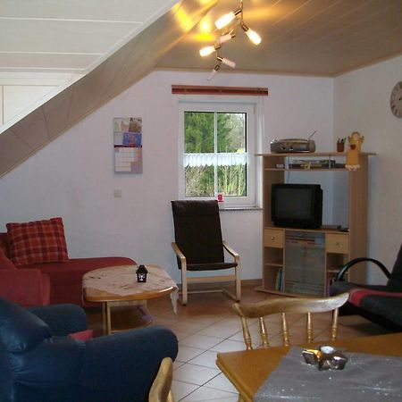 Ferienwohnung Mastiaux Mirbach Экстерьер фото